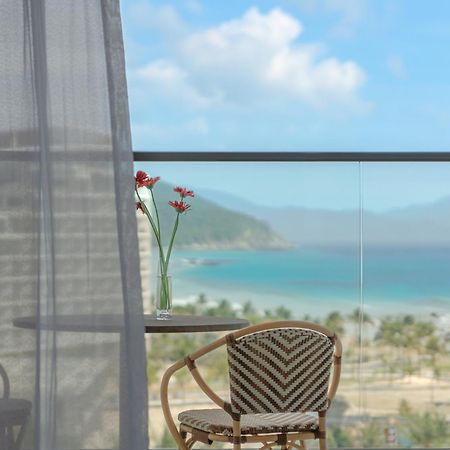 Aquamarine Beachfront Resort & Spa Cam Ranh Eksteriør bilde