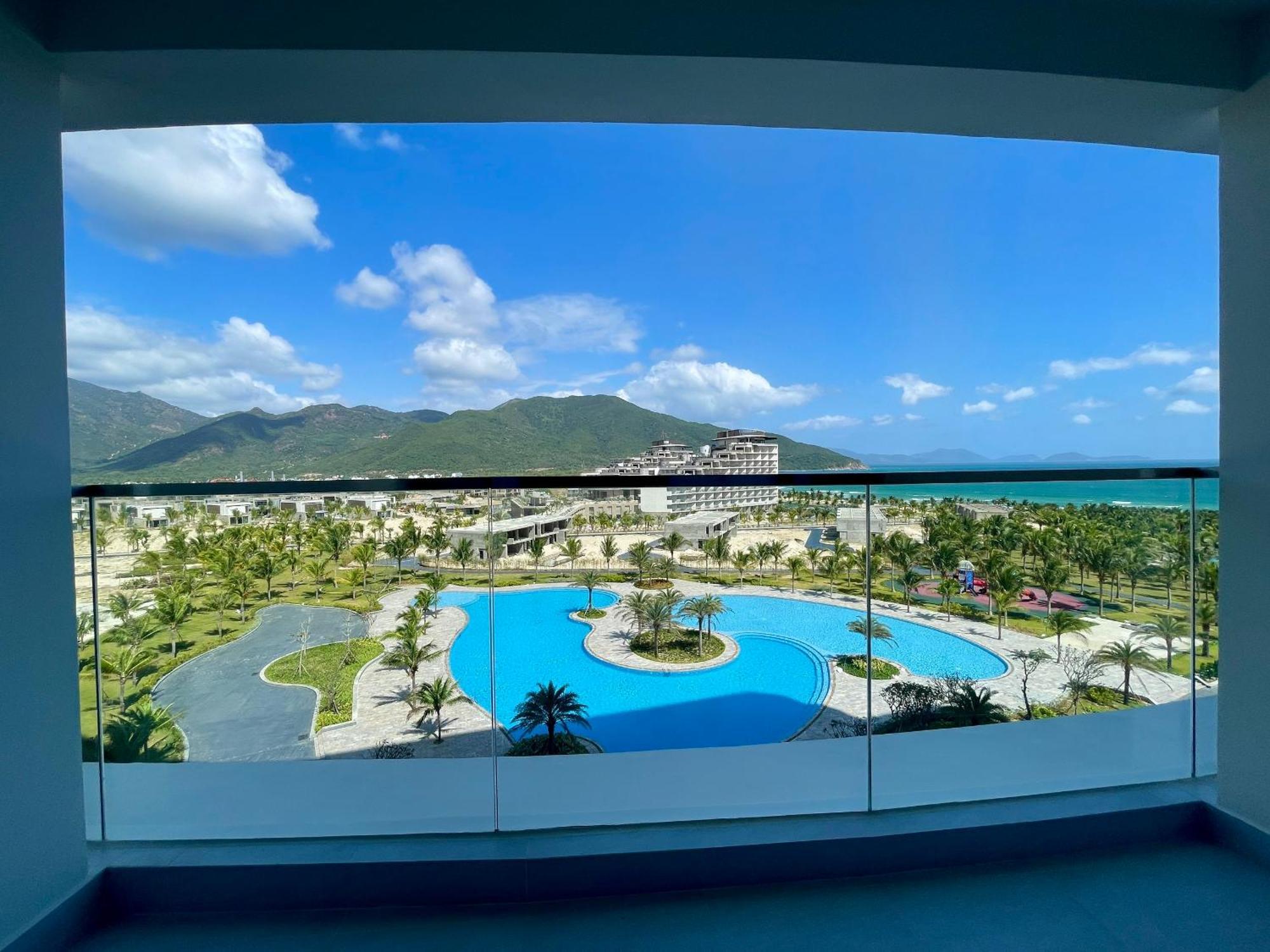 Aquamarine Beachfront Resort & Spa Cam Ranh Eksteriør bilde