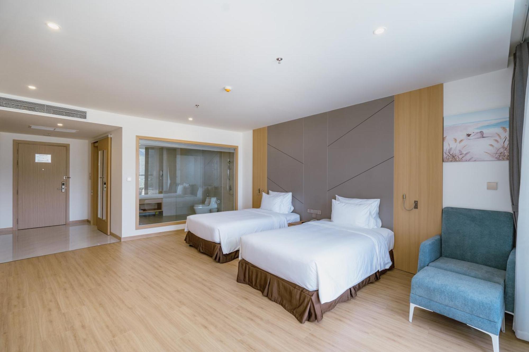 Aquamarine Beachfront Resort & Spa Cam Ranh Eksteriør bilde
