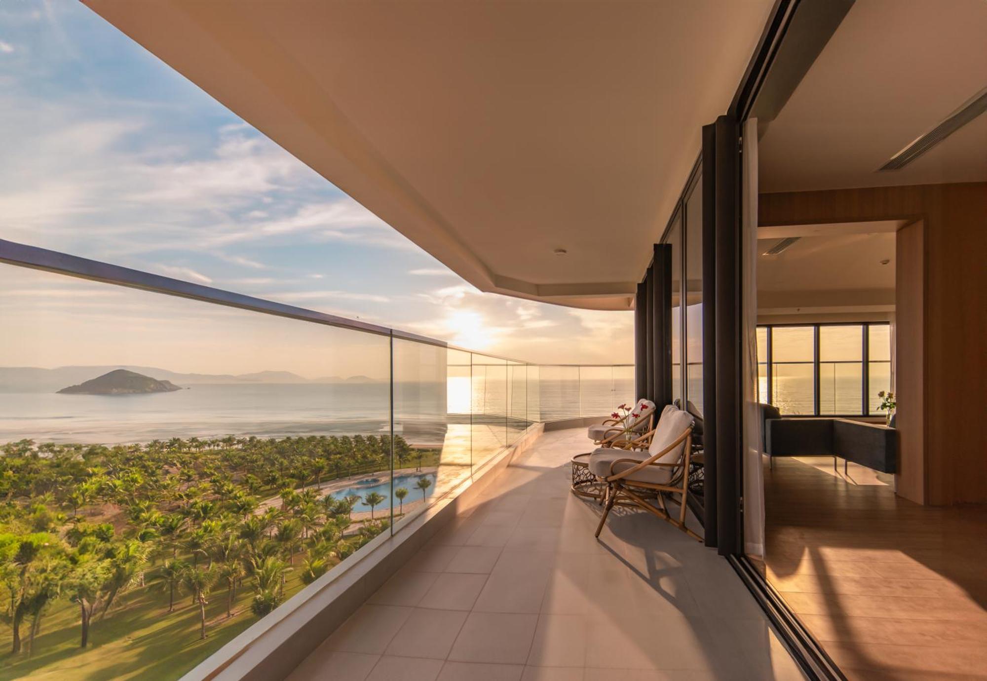 Aquamarine Beachfront Resort & Spa Cam Ranh Eksteriør bilde