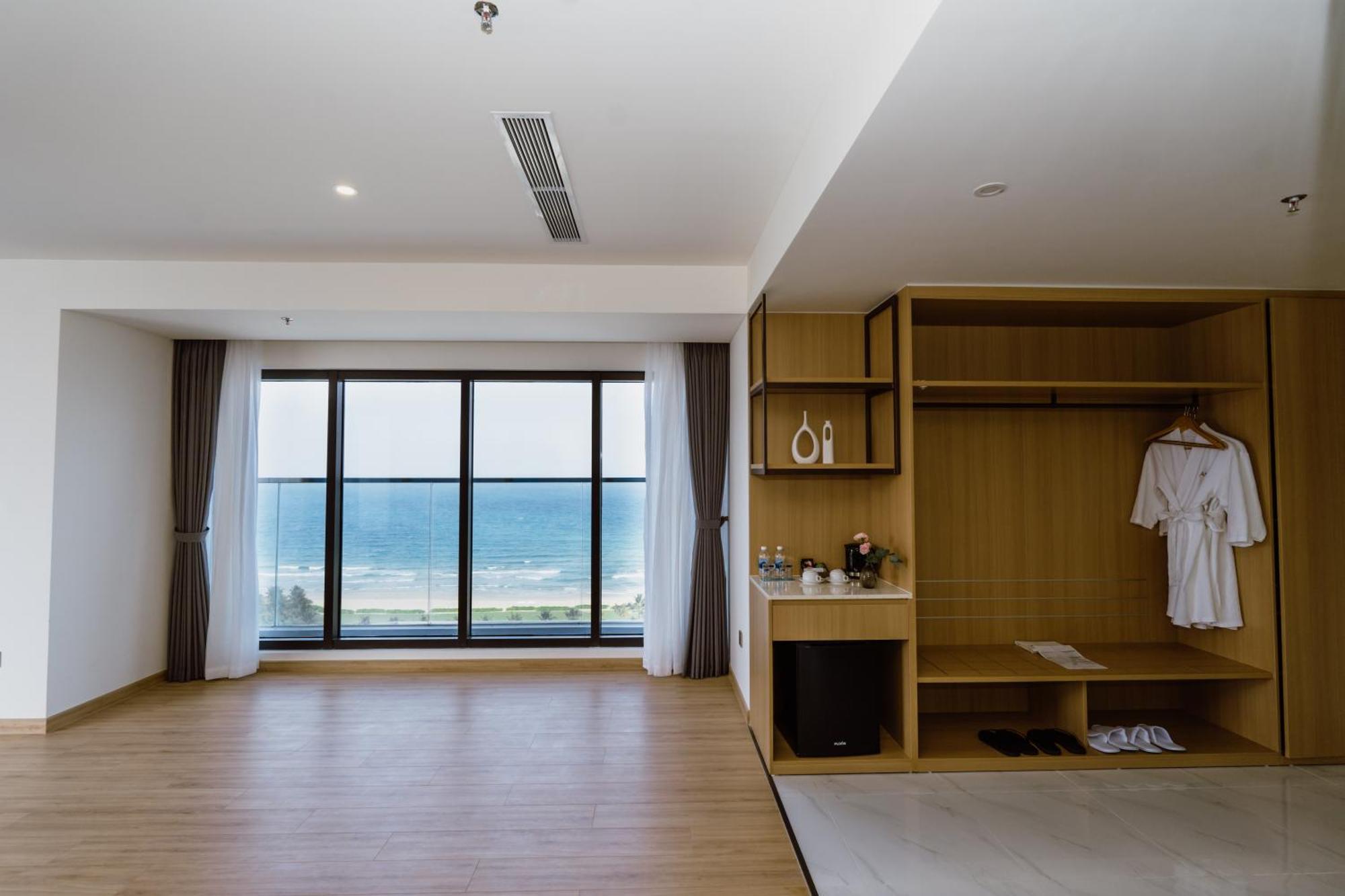 Aquamarine Beachfront Resort & Spa Cam Ranh Eksteriør bilde